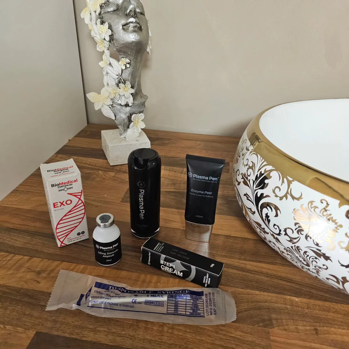 Plasma Pen professional products prepared beside the Harris Palace basin